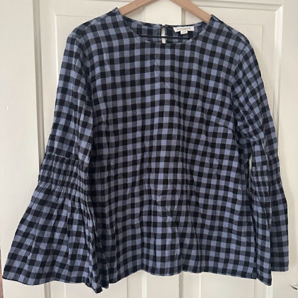 beachlunchlounge Bell Sleeve Blouse